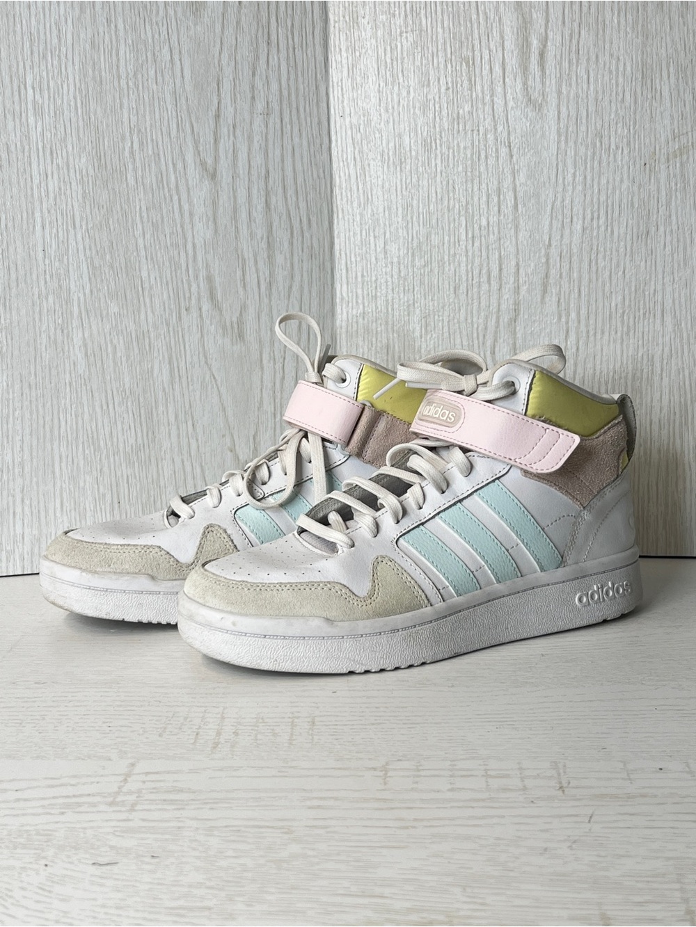 Woman’s adidas White High-Top Sneakers Pastel - Sz 8.5